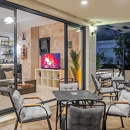 拜拉姆酒店 Çeşme